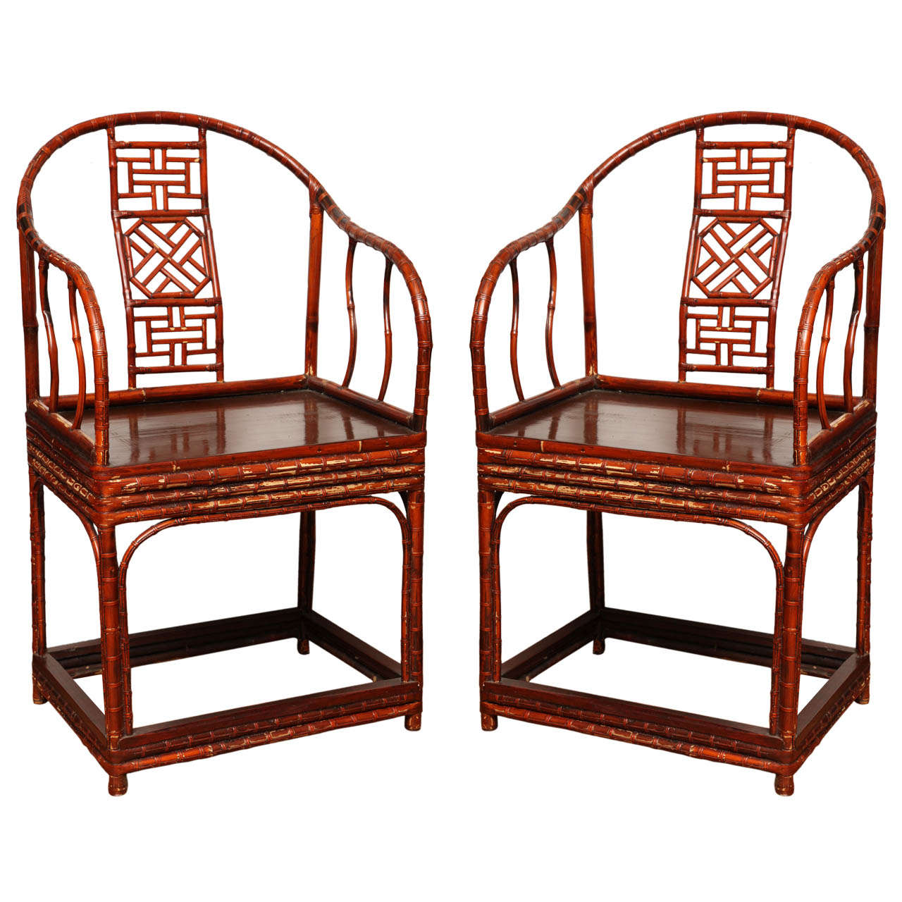 Single 19th Century Chinese Horseshoe-Back Bamboo Armchair with Elm Base For Sale