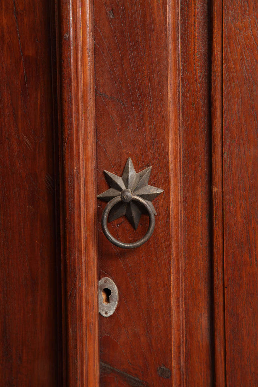 Large Indonesian Dutch Colonial Teak Palatial Armoire from the 19th Century In Good Condition In Yonkers, NY