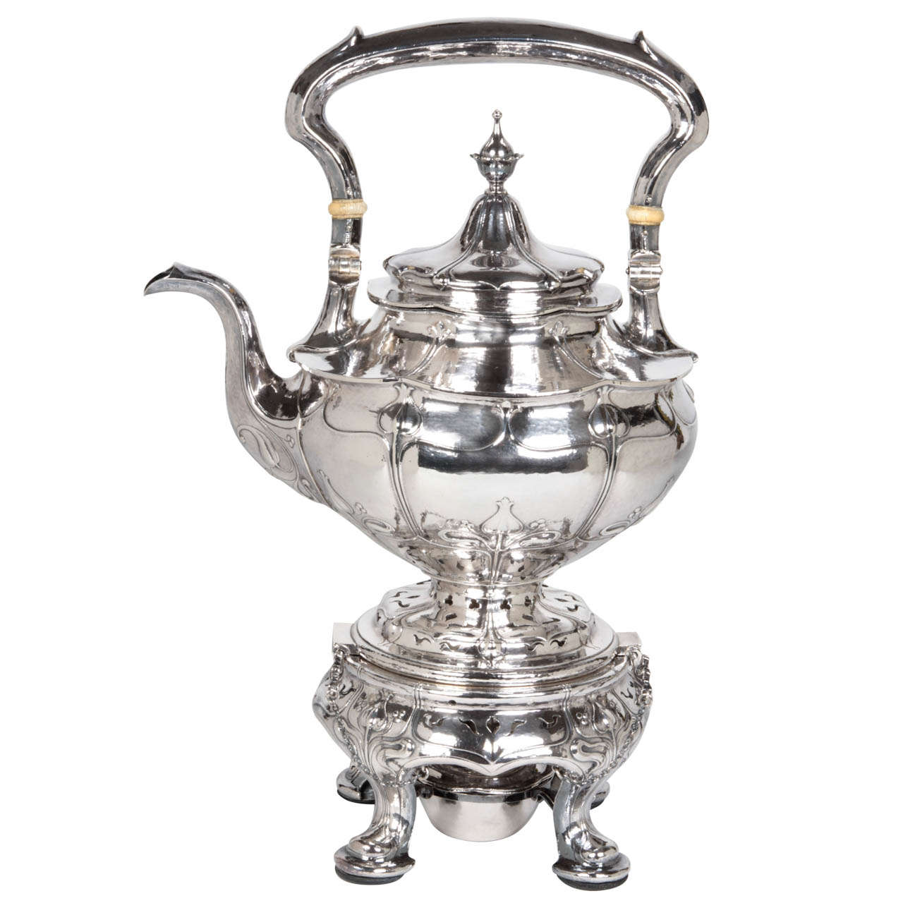 Martele Gorham/American Art Nouveau Handwrought Sterling Kettle-on-Stand c.1903 For Sale