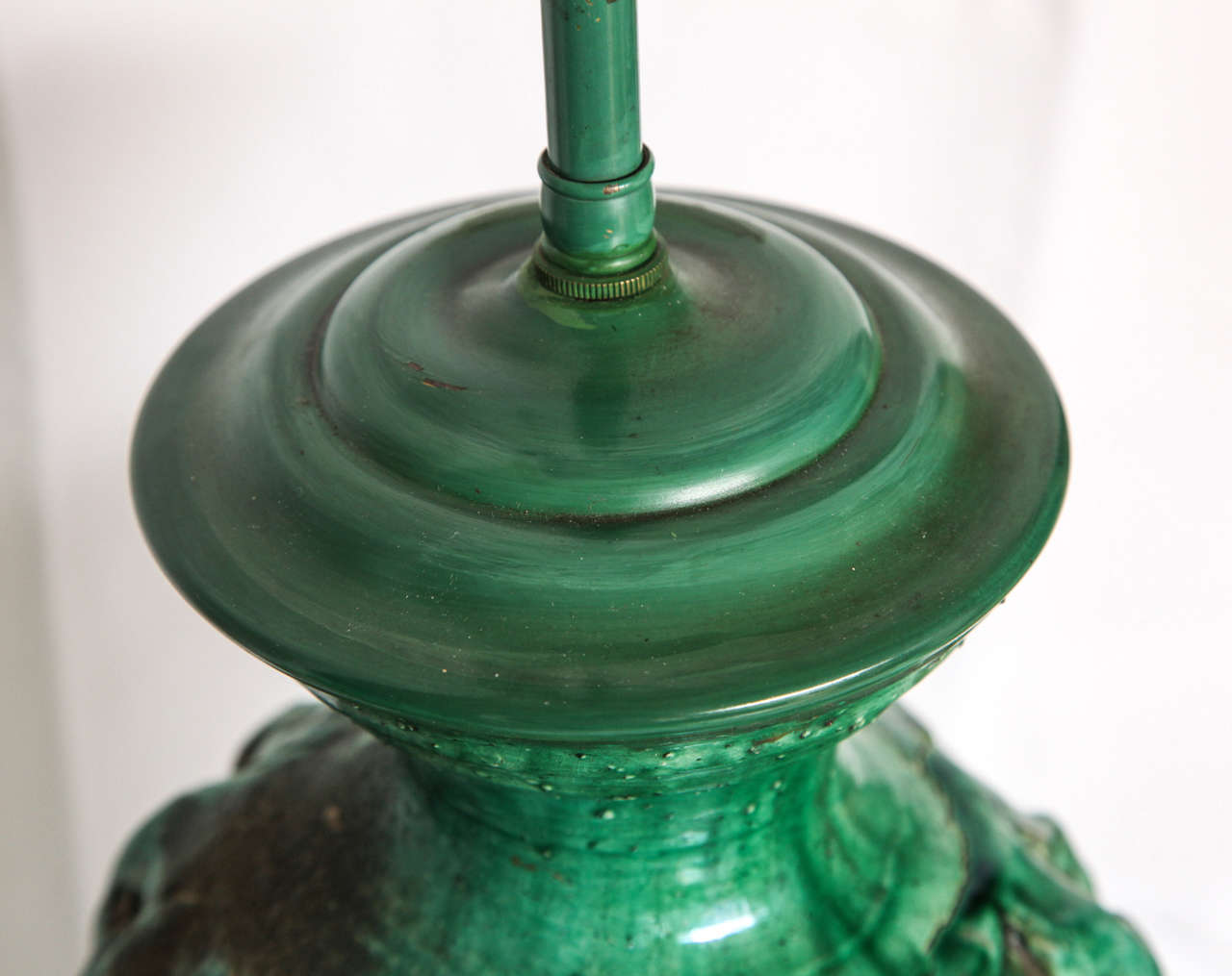 Pair of Italian Green Majolica Lamps In Excellent Condition In New York, NY