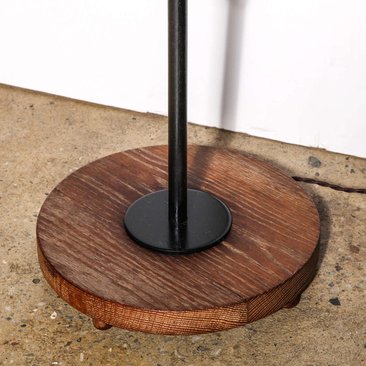 Mid-Century Modern Yasha Heifetz Tapered Cerused Oak & Black Enamel Floor Lamp, 1950s For Sale