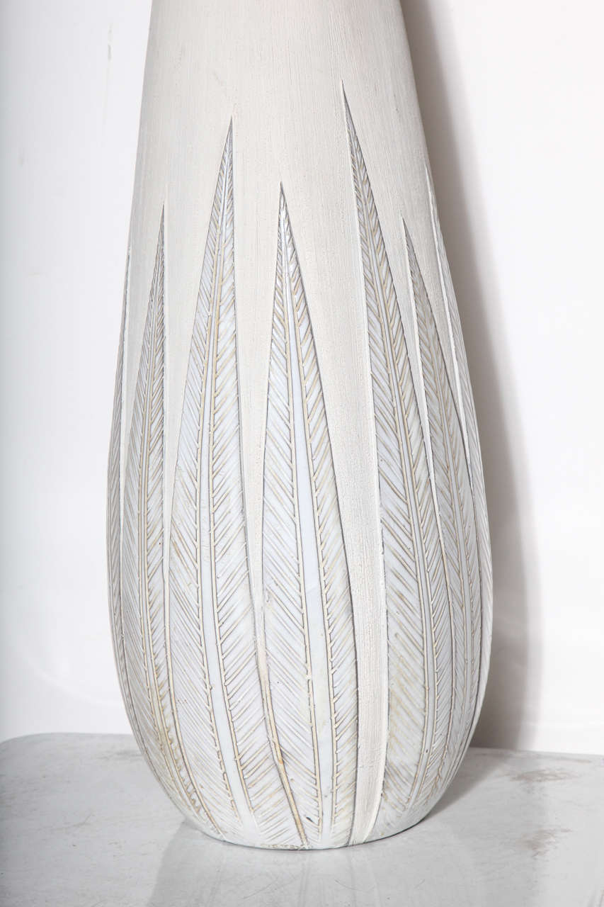 Suédois Monumentale lampe de bureau Anna-Lisa Thomson de la série « Paprika » blanche sur blanche en vente