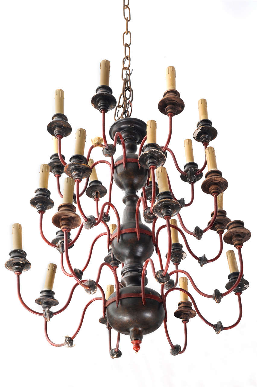19th Century Italian Silvery Wood and Crystal Lines Chandelier