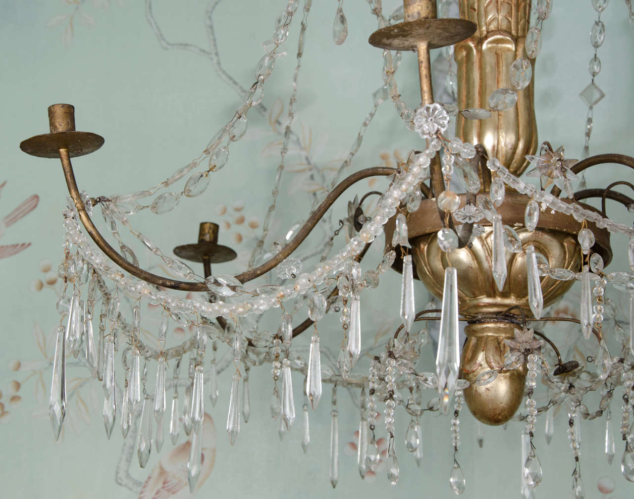 Neoclassical Large-Scale 18th Century Genovese Italian Giltwood Chandelier