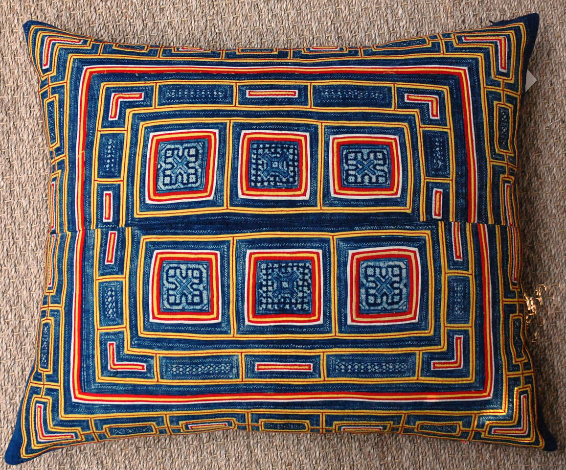 Yao Tribal Applique Pillows In Good Condition In Los Angeles, CA