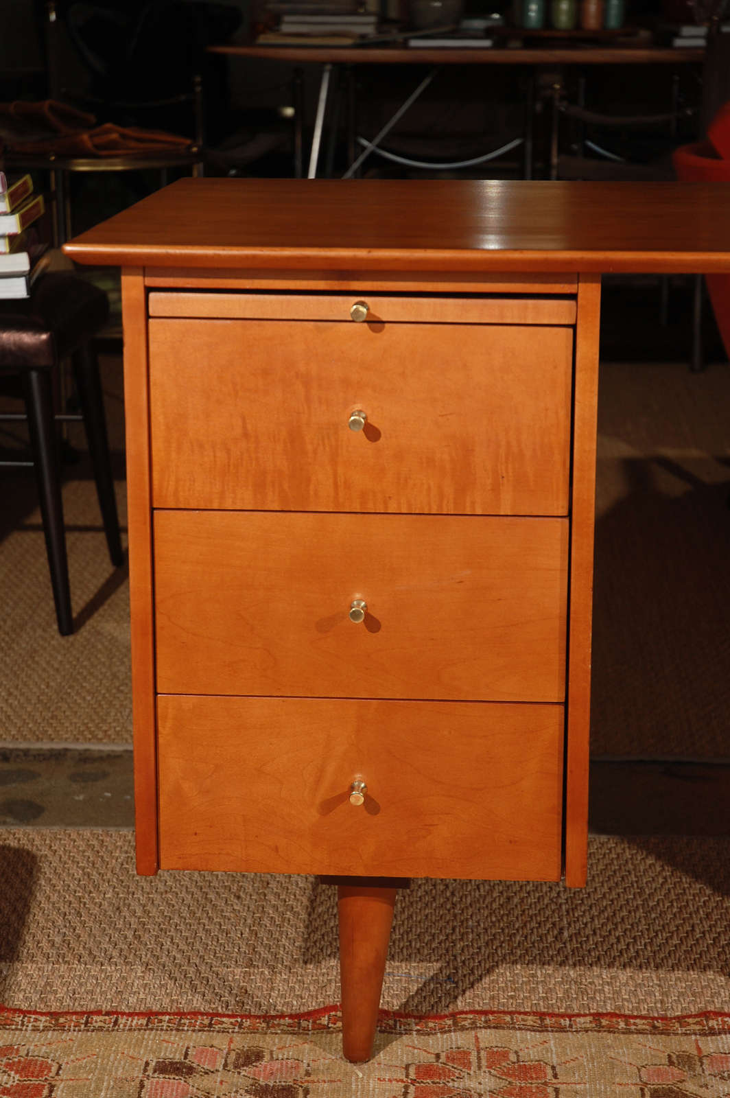 Paul McCobb Planner Group Desk at 1stDibs