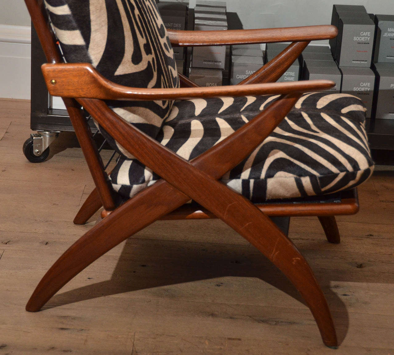 Pair of Mid Century Teak Danish Armchairs in the Style of Finn Juhl In Excellent Condition In Sag Harbor, NY