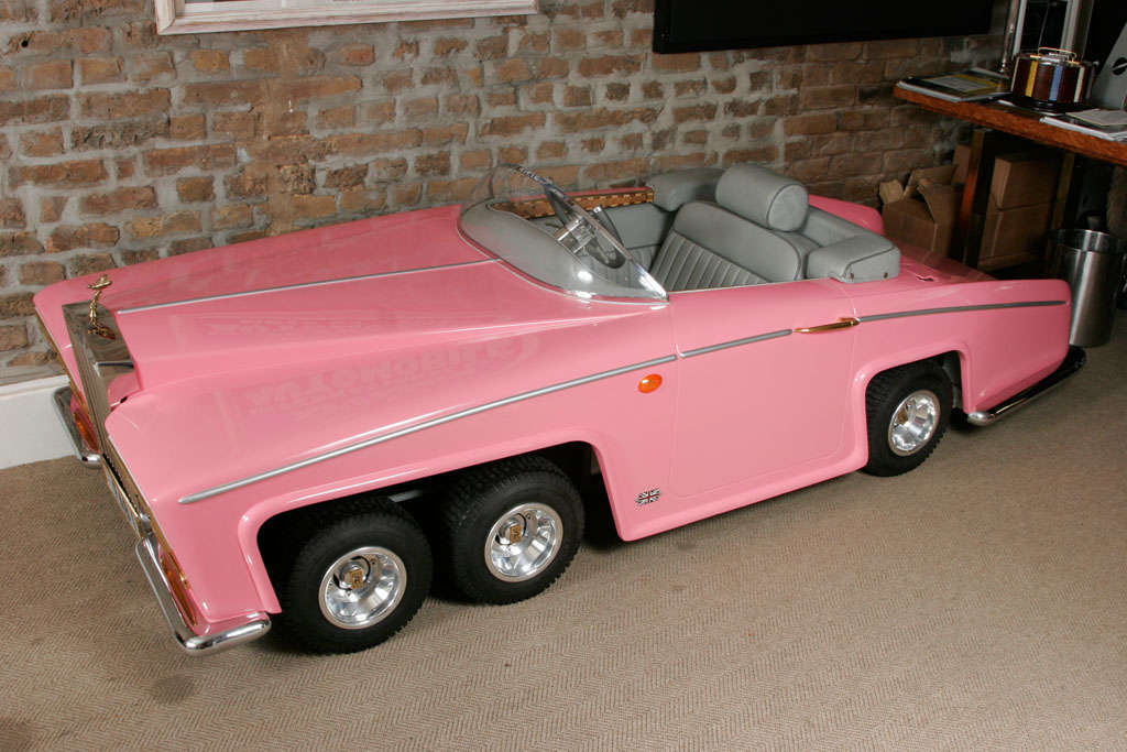 Contemporary Model of Lady Penelope of Thunderbirds' FAB1 Rolls Royce For Sale