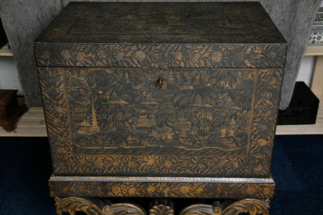Indian Chinoiserie chest on stand, 19th C In Good Condition For Sale In London, GB