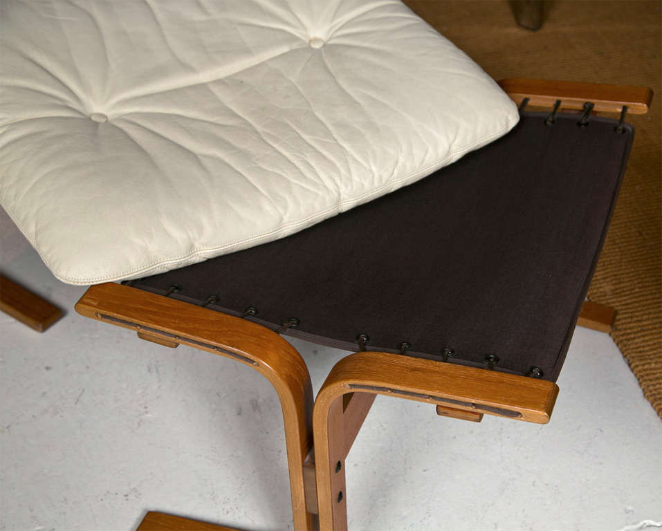 westnofa ottoman