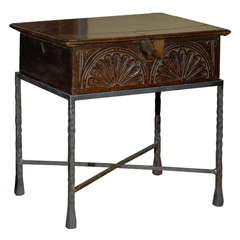 Shell Box Table