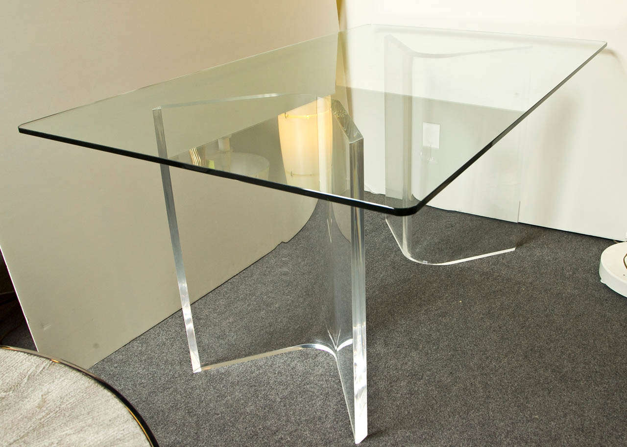 Great looking lucite dining table