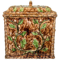 Large and Wonderful Majolica Box with Oak Leaves and Acorns