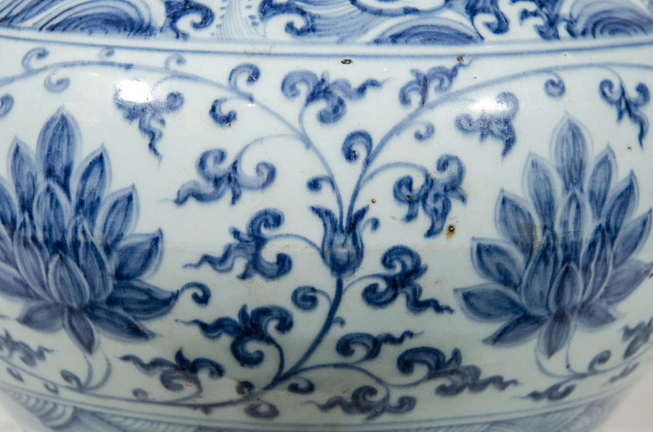 Antique Chinese Blue and White Wine Jar 1