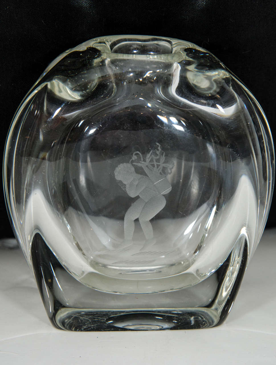 Petite Cupid Crystal Vase In Excellent Condition For Sale In New York, NY