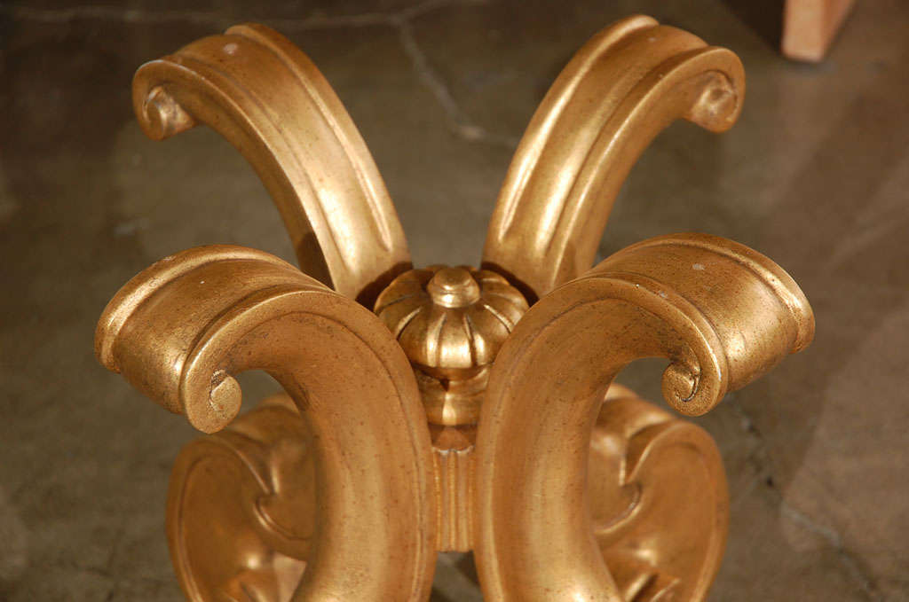 Italian Carved & Gilded Side Table For Sale 2