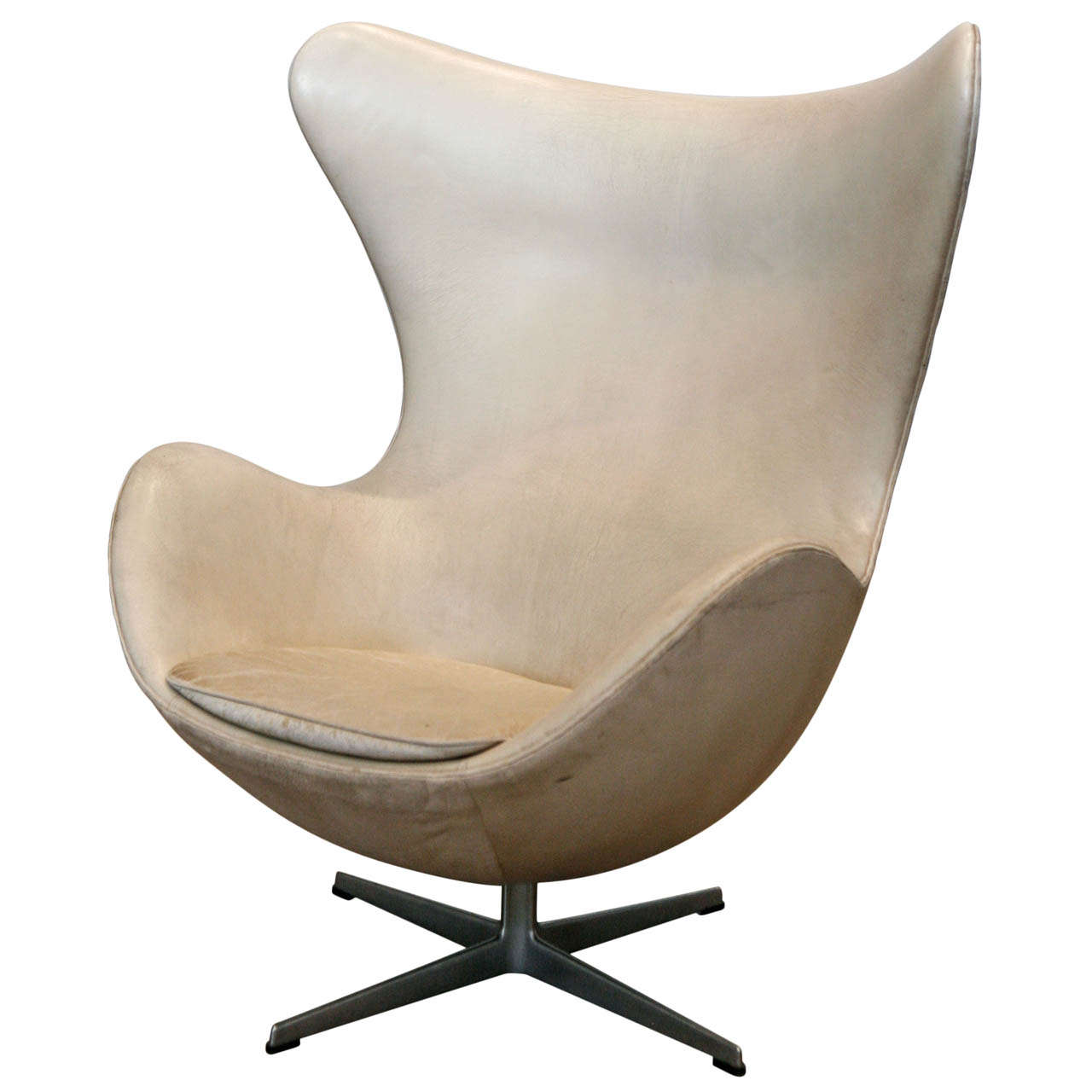 Arne Jacobsen Egg Chair , Denmark 1970