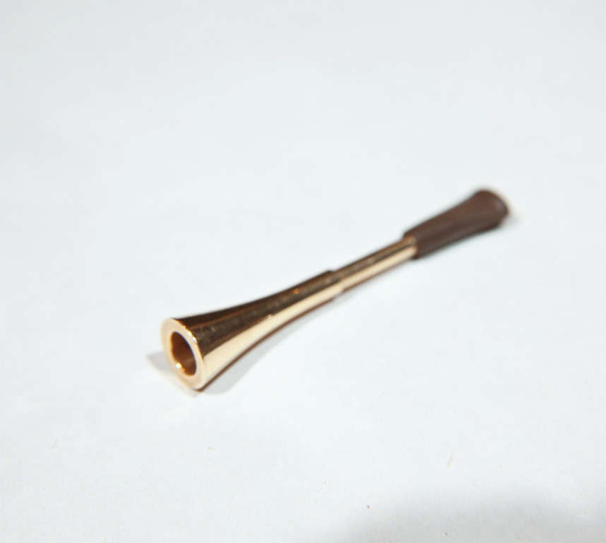 14kt Gold Tiffany & Co. Cigarette Holder In Excellent Condition In Stamford, CT