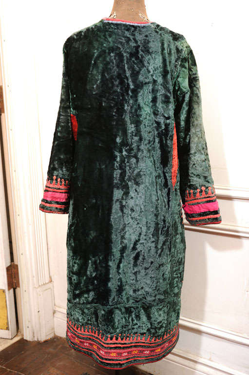 Antique Turkish Kaftan from the region of Istanbul For Sale 4
