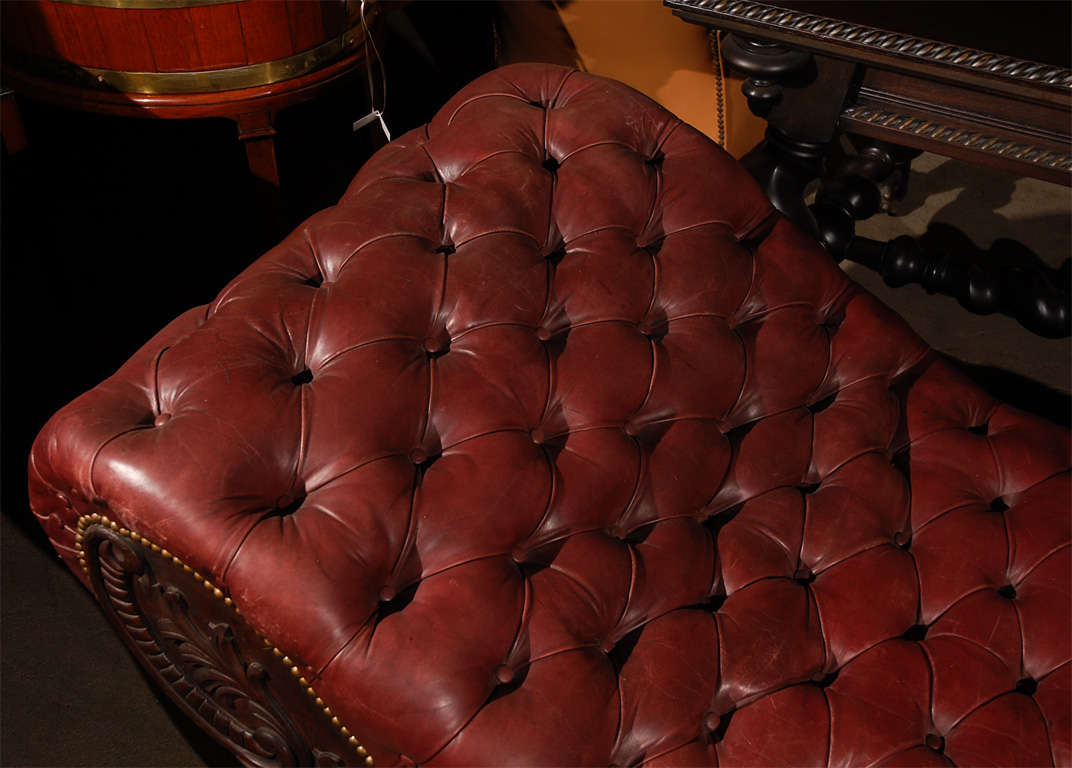 Victorian Red Leather Chaise 1