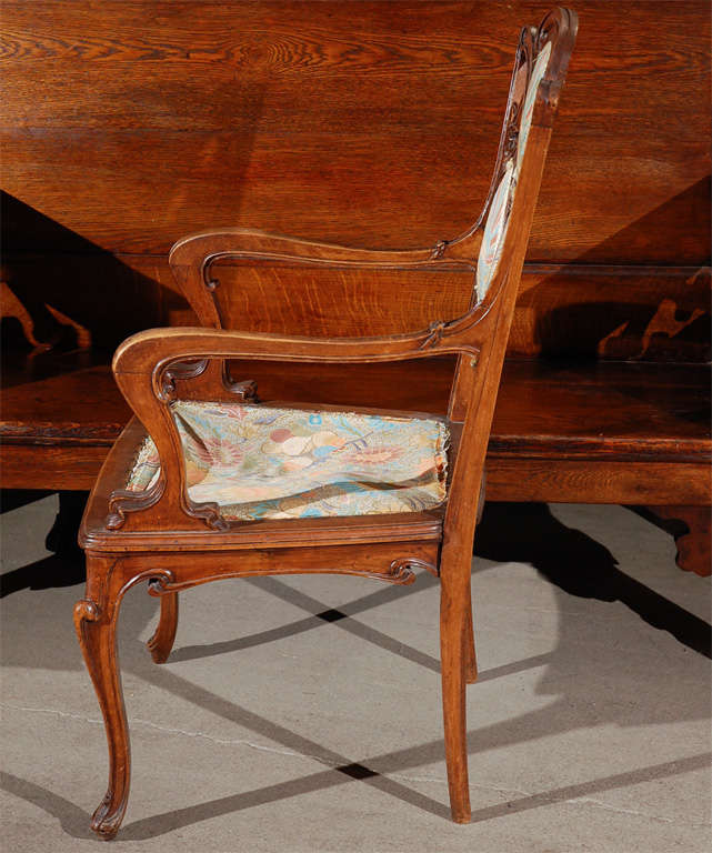 Legno Poltrona intagliata in vendita