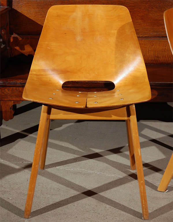 Mid-20th Century Pair of Plywood Chairs. For Sale