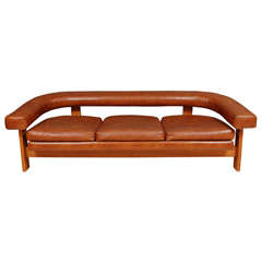 Metropolitan Horseshoe Sofa