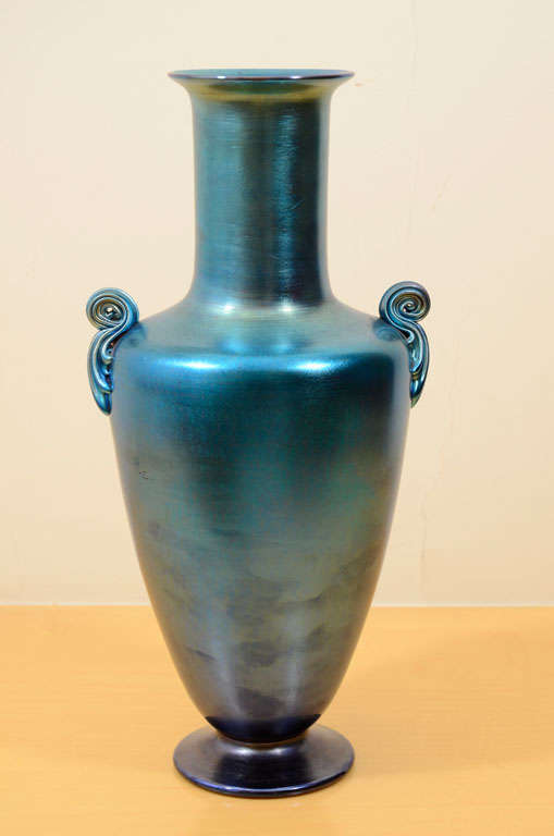 Tiffany Studios, Tiffany glass,  Blue Favrile  Urn Vase