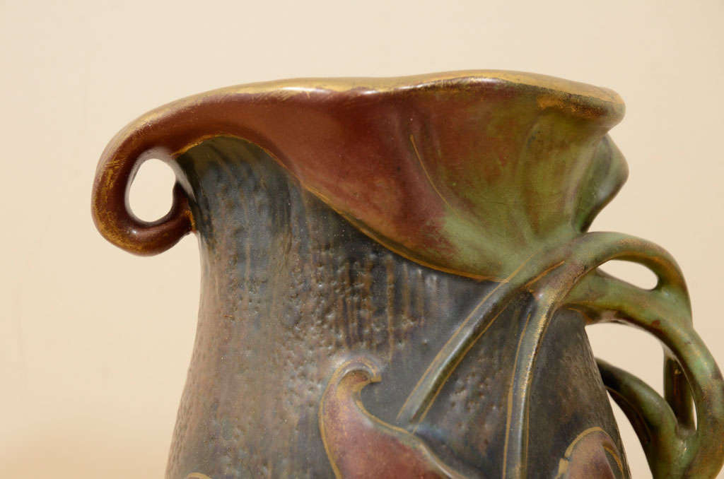 Amphora Vase, Art Nouveau Design 1