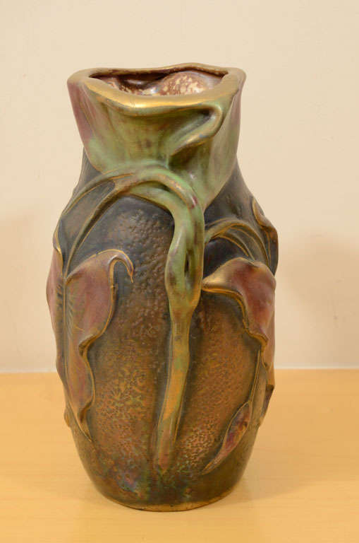Amphora Vase, Art Nouveau Design 2