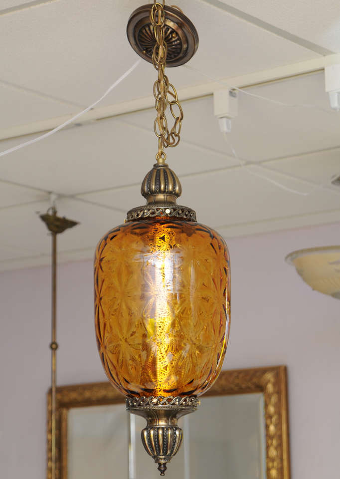 Huge antique amber pendant stunning drama on the ceiling. Restored rewired.
