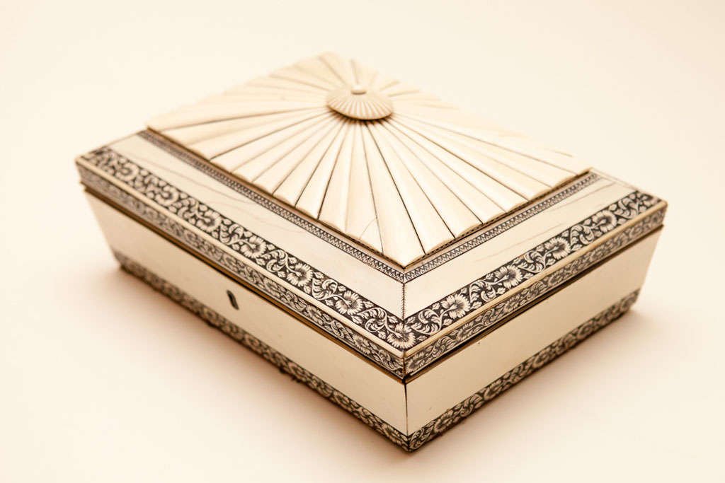 Anglo Indian Box. 3