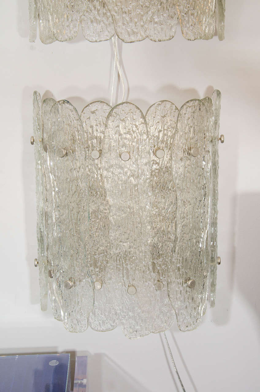 Single clear glass Brutalist style sconce by Venini. Italy 1970's