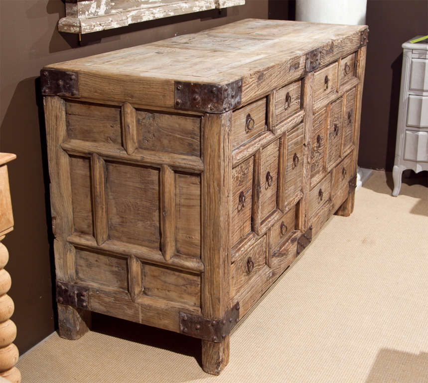 apothecary dresser