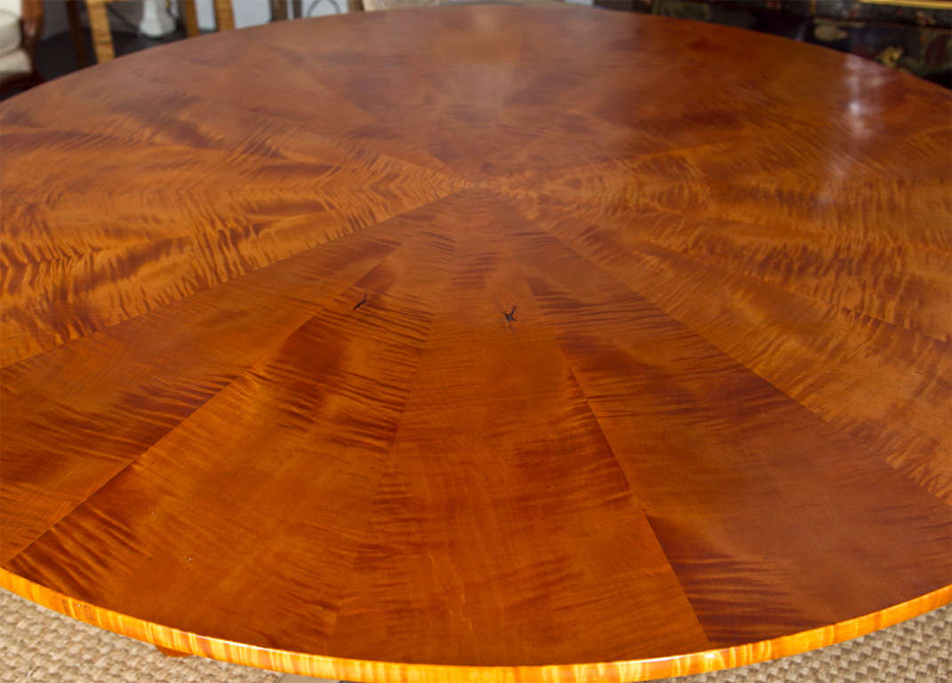 Round Tiger Maple Table at 1stDibs