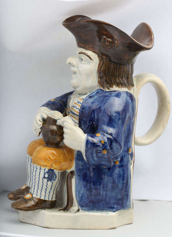 A Fine Prattware Toby Jug In Good Condition For Sale In New York, NY