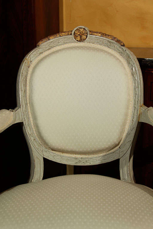 18th Century Pair of French Louis XVI Arm Chairs For Sale