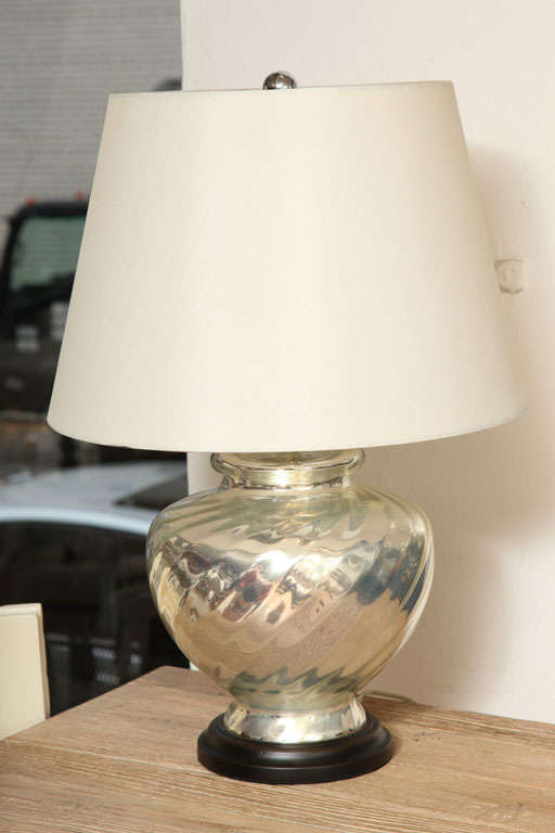 American Mercury Table Lamp