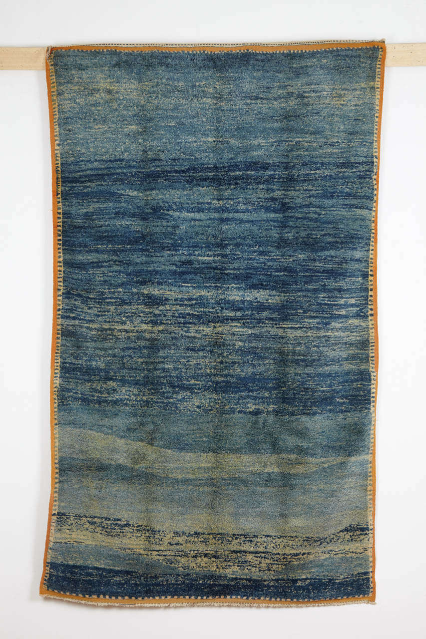 A gorgeous example showing an infinite number of shades of indigo, creating a visual impression of the most beautiful ocean one could imagine. Moroccan High Atlas weavings are considerably finer in construction, consequently having a relatively