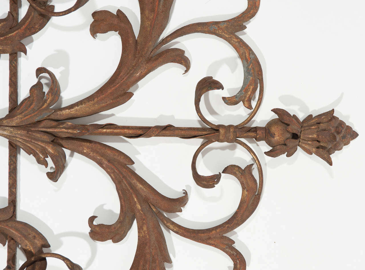 Italian Renaissance Revival Stye Applique In Excellent Condition For Sale In Toronto, ON