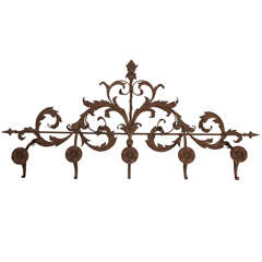 Italian Renaissance Revival Stye Applique