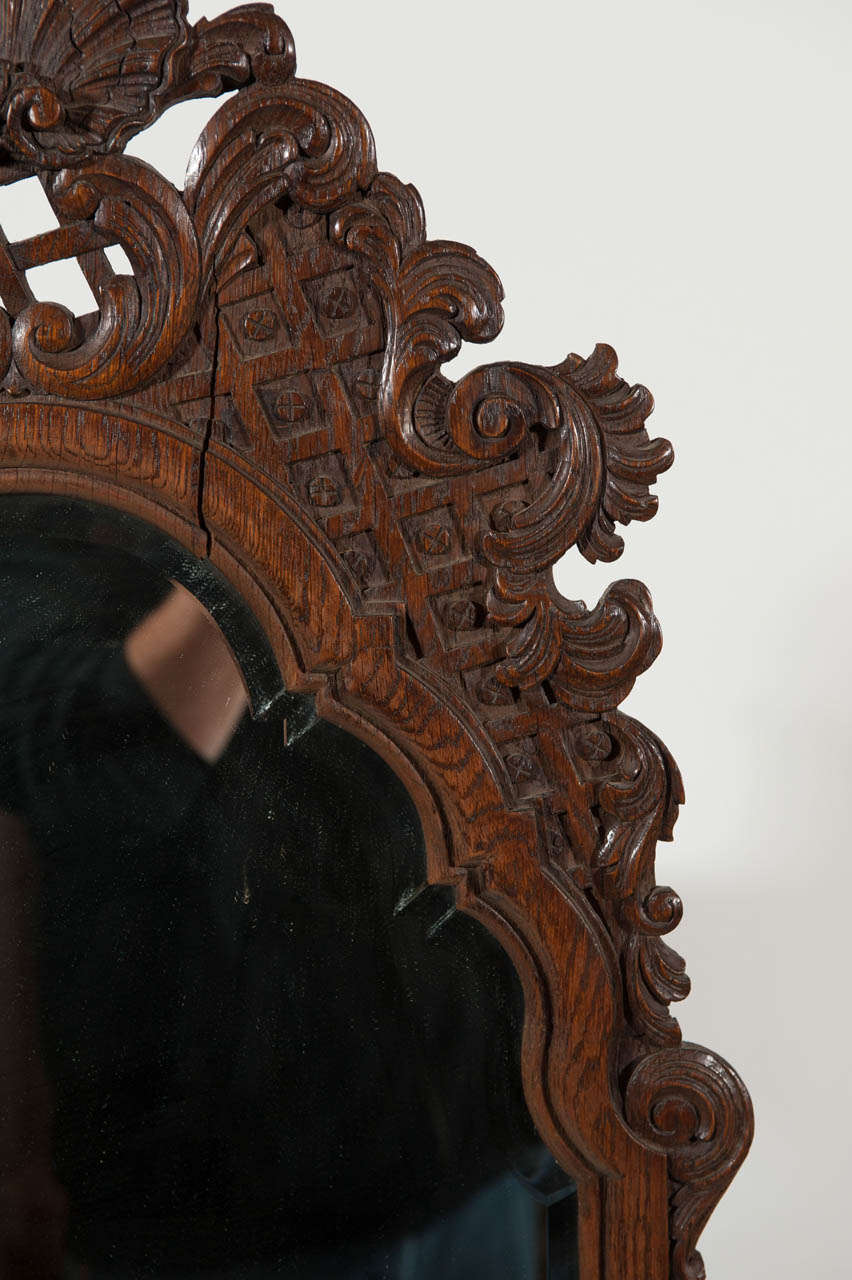 Louis XV Style Petite Carved Mirror in Oak In Good Condition For Sale In Toronto, ON