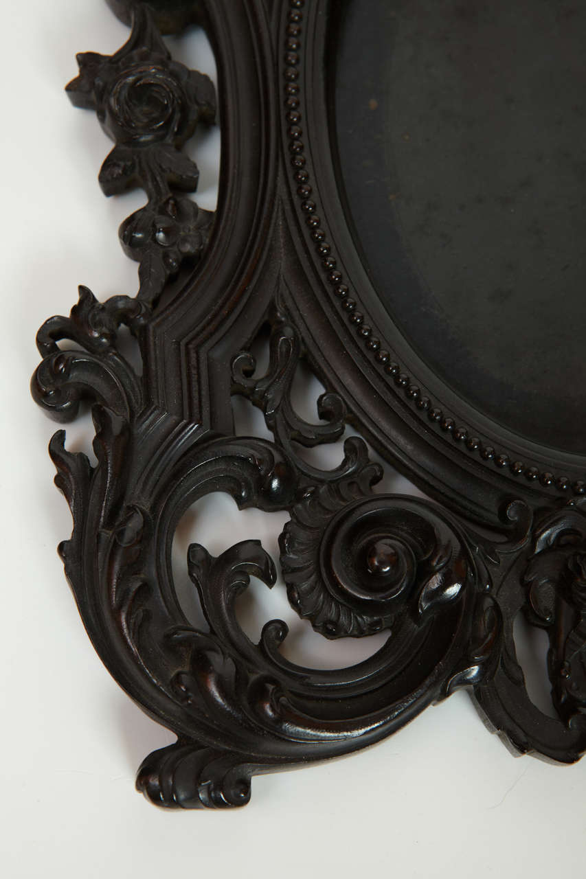 Pair of 19th Century Black Victorian Wooden Picture Frames In Good Condition For Sale In Milan, IT