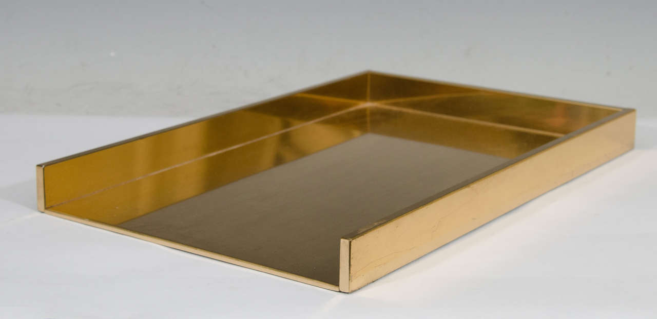 Vintage Pair of Sleek Brass Stackable Paper Trays or Desk Organizers In Good Condition In New York, NY
