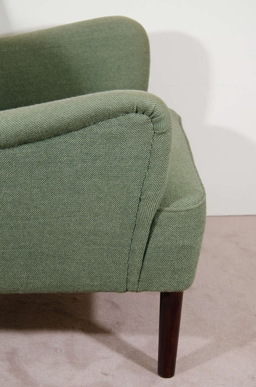 Mid-Century Modern Scandinavian Pair of Green Easy Chairs In Good Condition In New York, NY