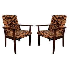 Midcentury Pair of Rosewood Chairs in Tiger Velvet Upholstery 4