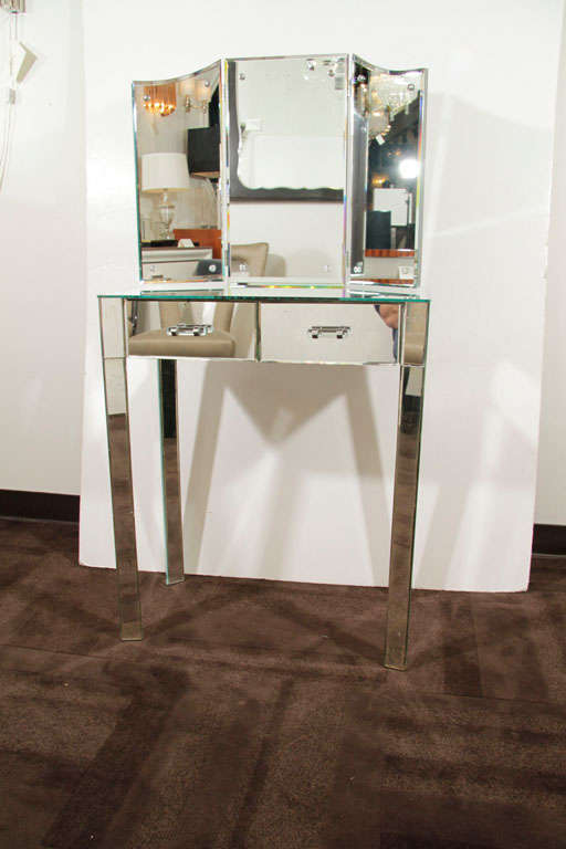 1940's Hollywood Mirrored Vanity with Trifold Dressing Mirror 5