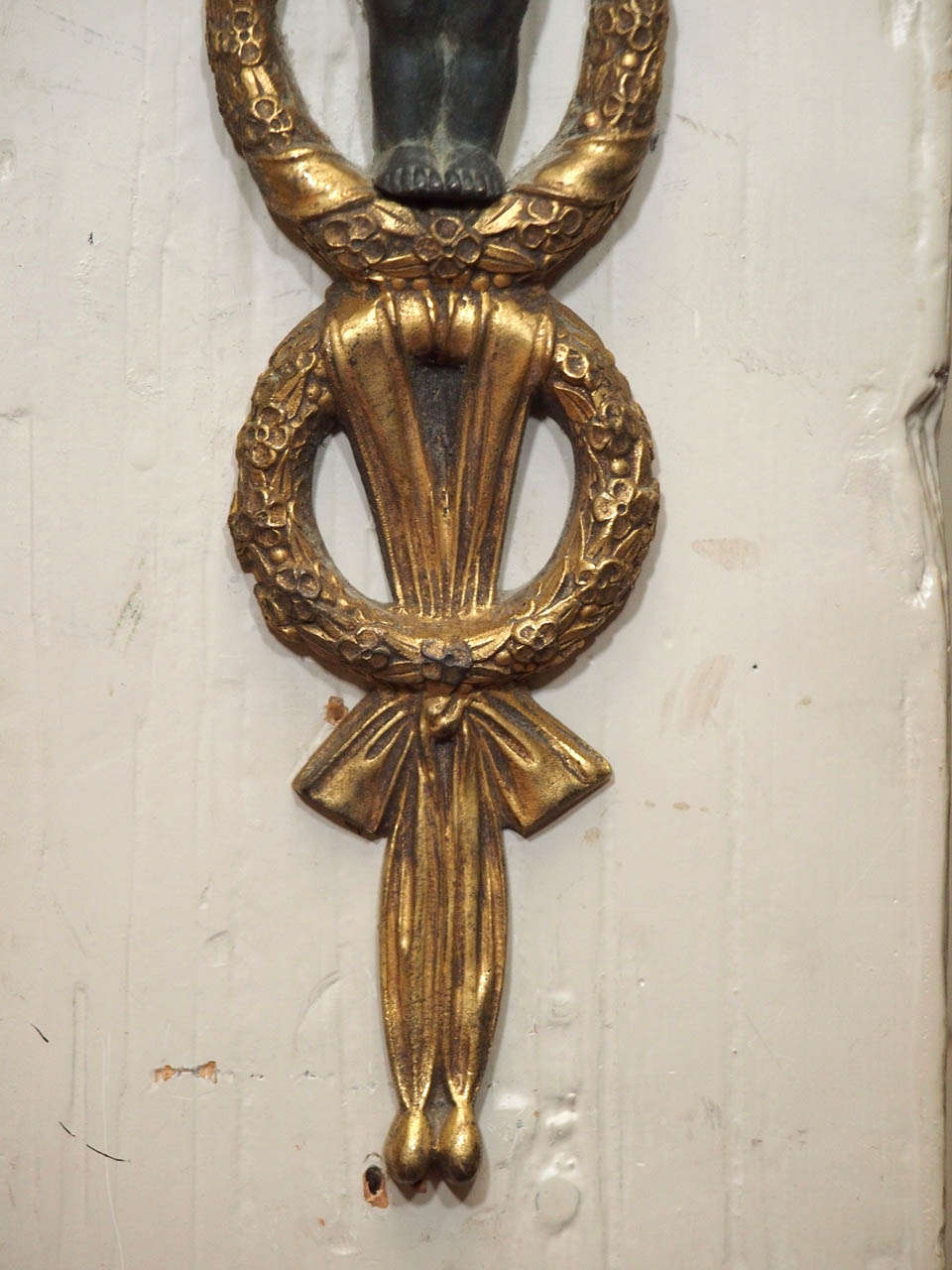 Pair of French Bronze Figural Sconces In Good Condition In New Orleans, LA
