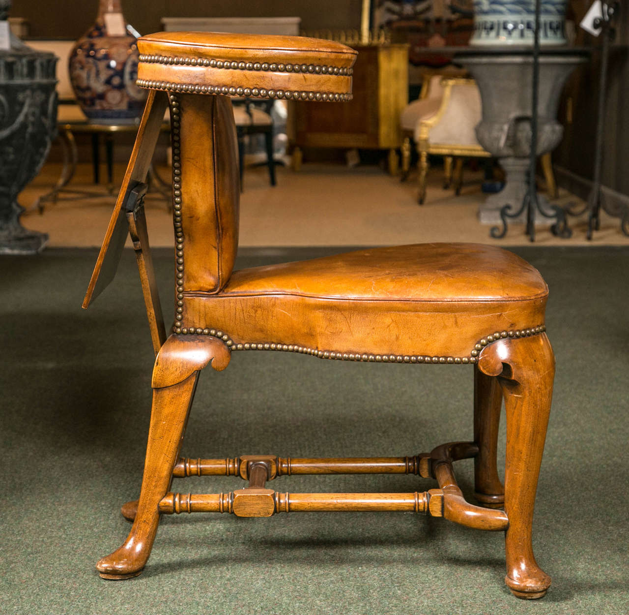 19th Century English Reading Chair In Good Condition In Stamford, CT