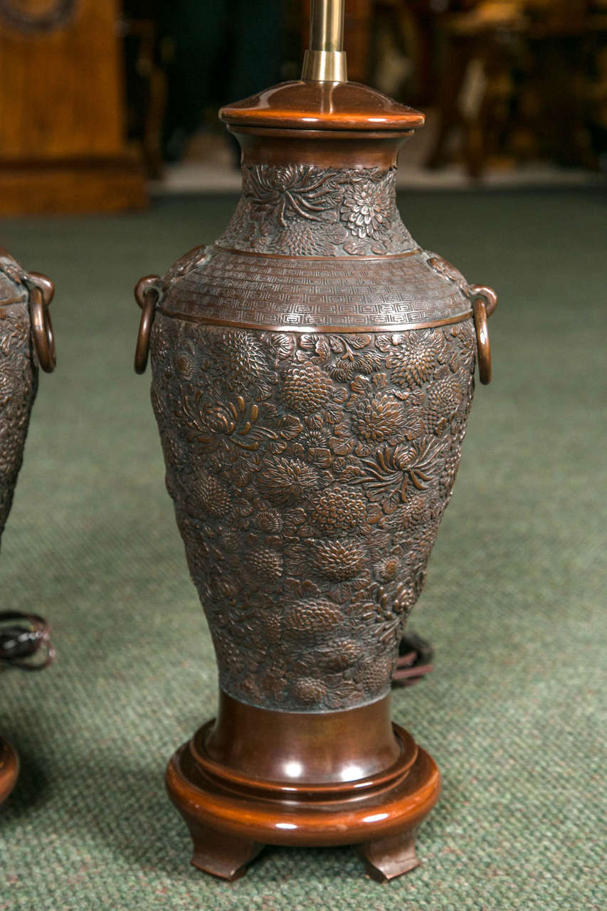 Bronze Pair of Japanese bronze lamps